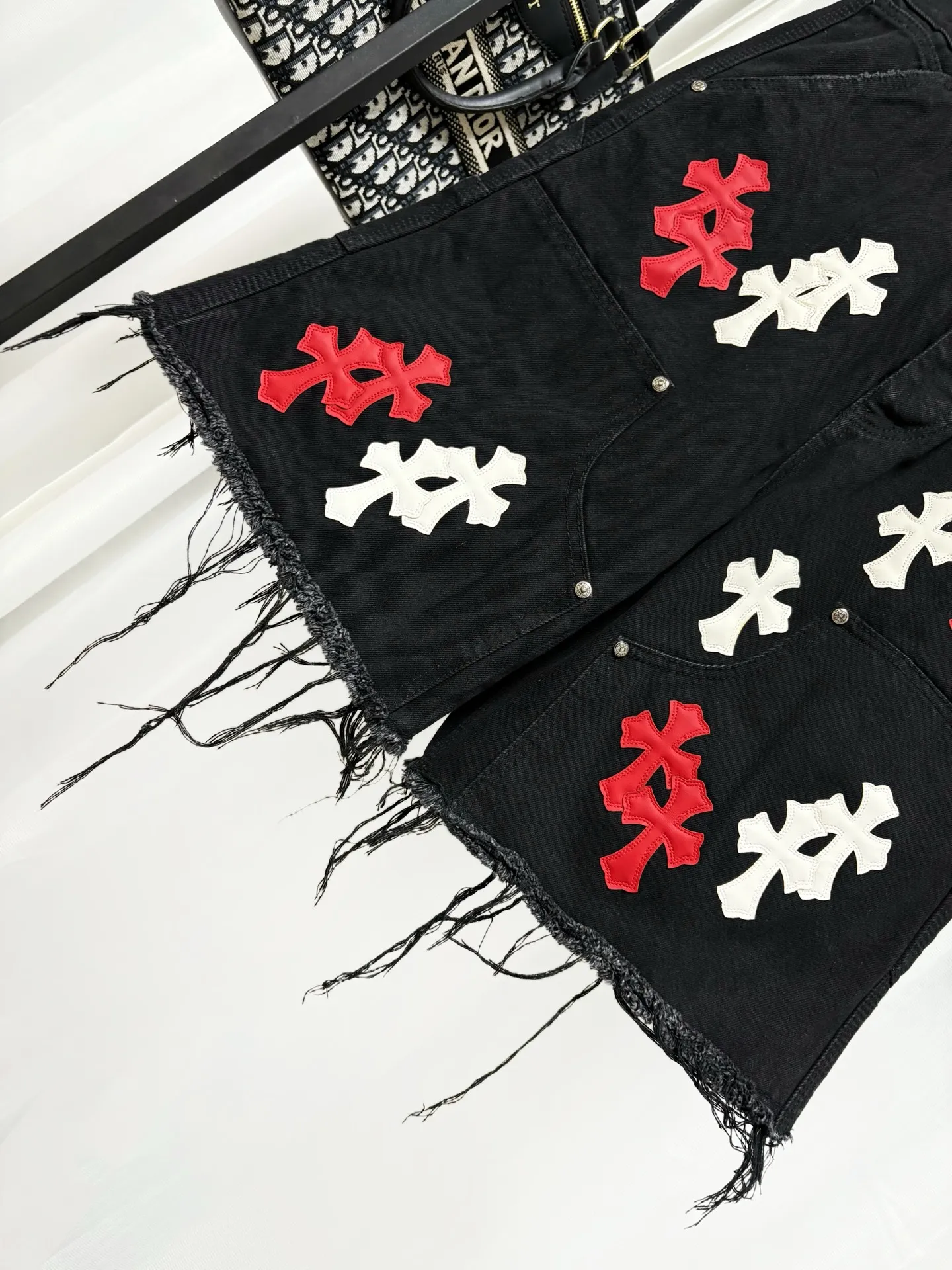 Chrome Hearts Chrome Hearts ， ， ， 。 Levi's ， ， ， 。 ， ， ， ， ， ， ， ， 。 Retro ， ， 、 ， 。 ✖Levis 🖤❤️ ，Size S-XL